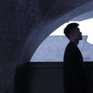 白丝校花污h自慰
